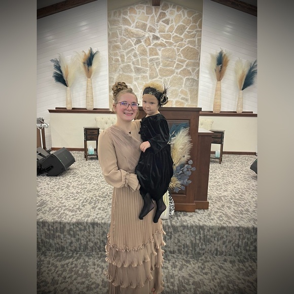 Hey y’all! 🪩💖 - Picture 3 of 10